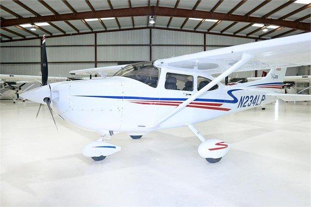 2001 CESSNA 182T SKYLANE Photo 2