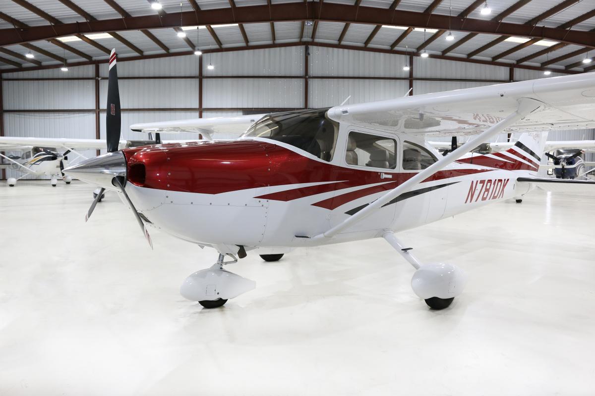 2006 CESSNA TURBO 182T SKYLANE Photo 3