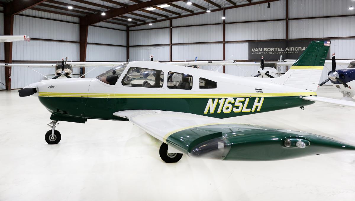 2012 PIPER ARROW Photo 2