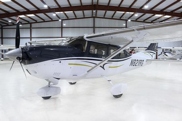 2013 CESSNA TURBO 206H STATIONAIR Photo 3