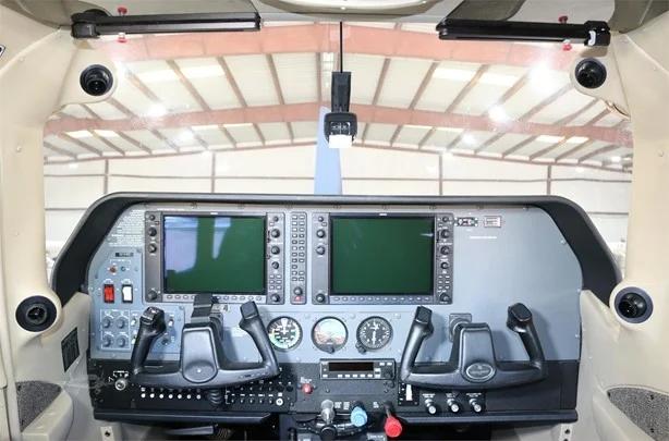 2006 CESSNA TURBO 206H STATIONAIR Photo 6