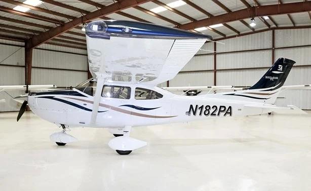 2008 CESSNA TURBO 182T SKYLANE Photo 3