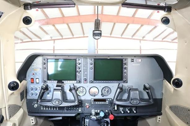 2004 CESSNA TURBO 206H STATIONAIR Photo 7