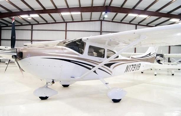 2013 CESSNA TURBO 182T SKYLANE Photo 3