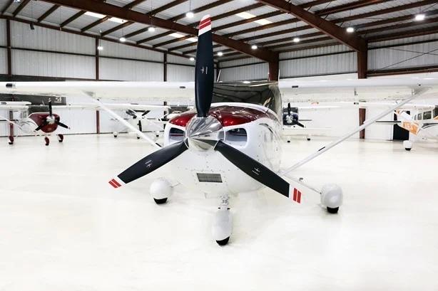 2021 CESSNA 182T SKYLANE Photo 4