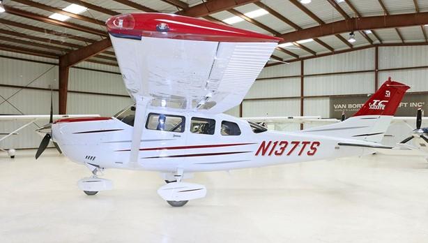 2003 CESSNA TURBO 206H STATIONAIR Photo 3