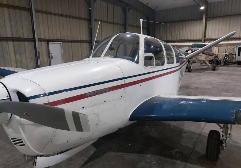 1947 Beech 35 Bonanza Photo 2