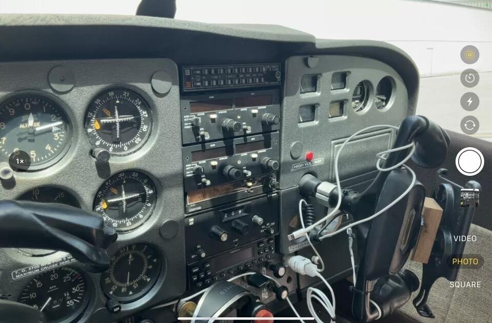 1975 Cessna 172M Photo 3